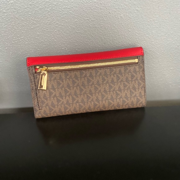 Michael Kors red wallet - Picture 3 of 3
